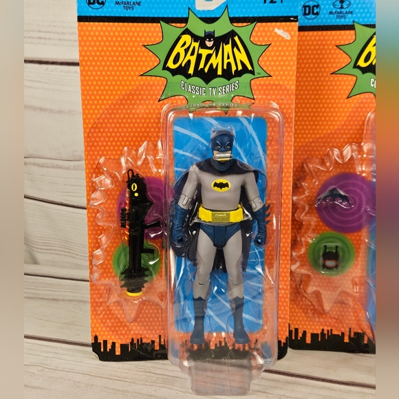 DC Comics Classic TV Series Batman Robin The Joker & The Riddler Action Figures - Picture 2 of 8
